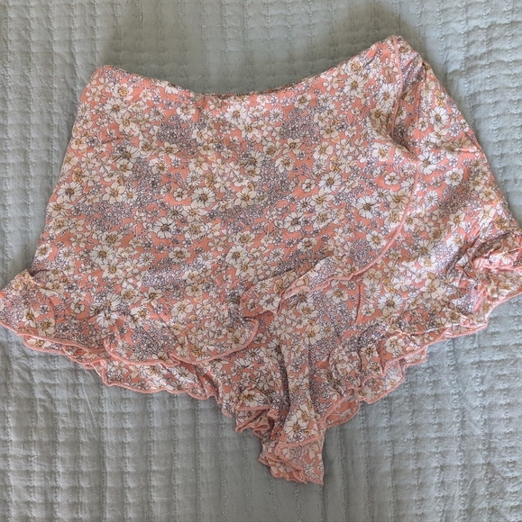 Patrons of Peace Pants - Patrons of Peace Peach Floral Shorts